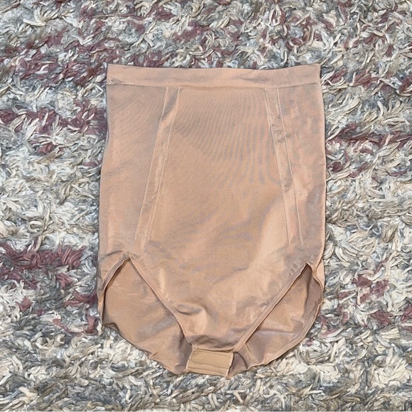Spanx oncore sculpting brief shapewear adjustable underwear XL NWOT - Picture 2 of 5